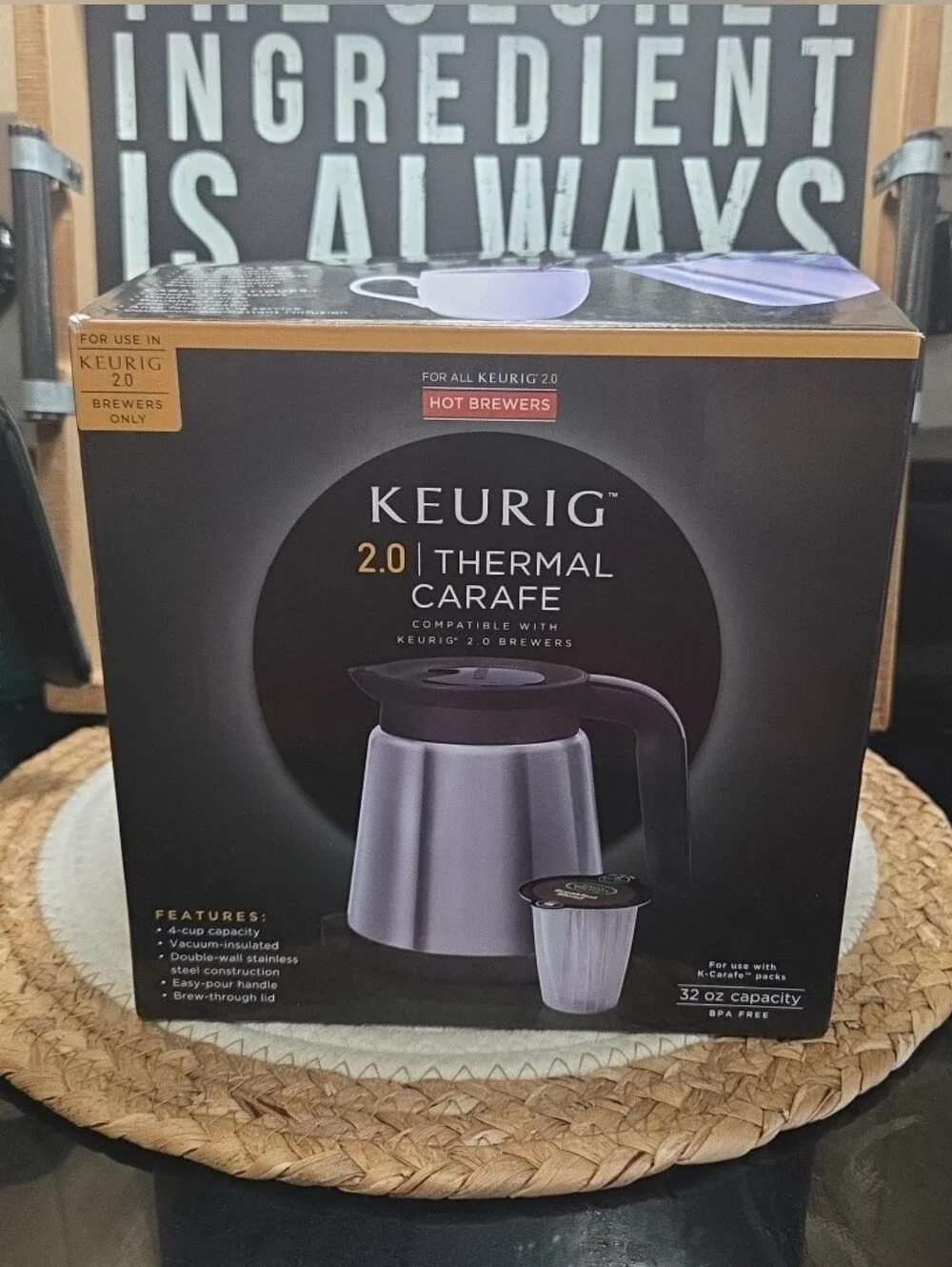 Keurig 2.0 Stainless Steel Thermal Carafe 32oz Coffee Pot BARELY USED WITH BOX